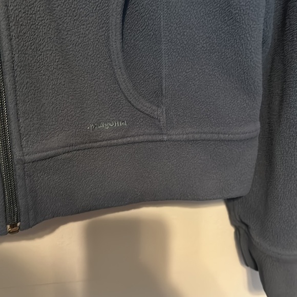 Ladies Patagonia‎ zip up fleece hoodie - Picture 4 of 6